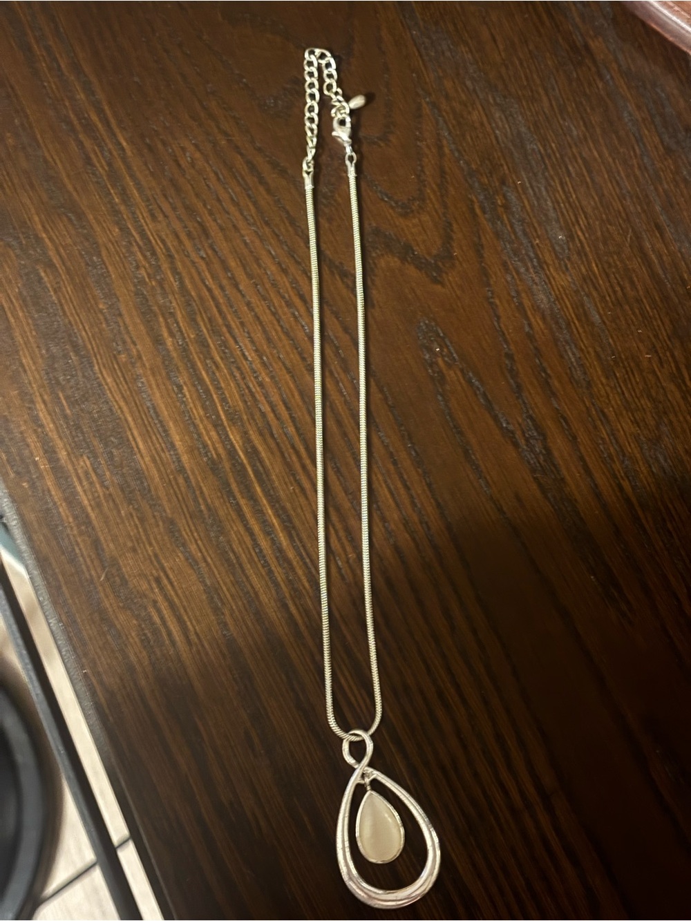 Classic Silver Teardrop Pendant Necklace with Cream Stone